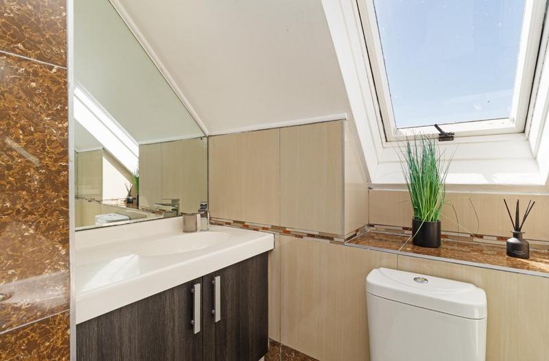 To Let 1 Bedroom Property for Rent in Dolphin Beach Western Cape